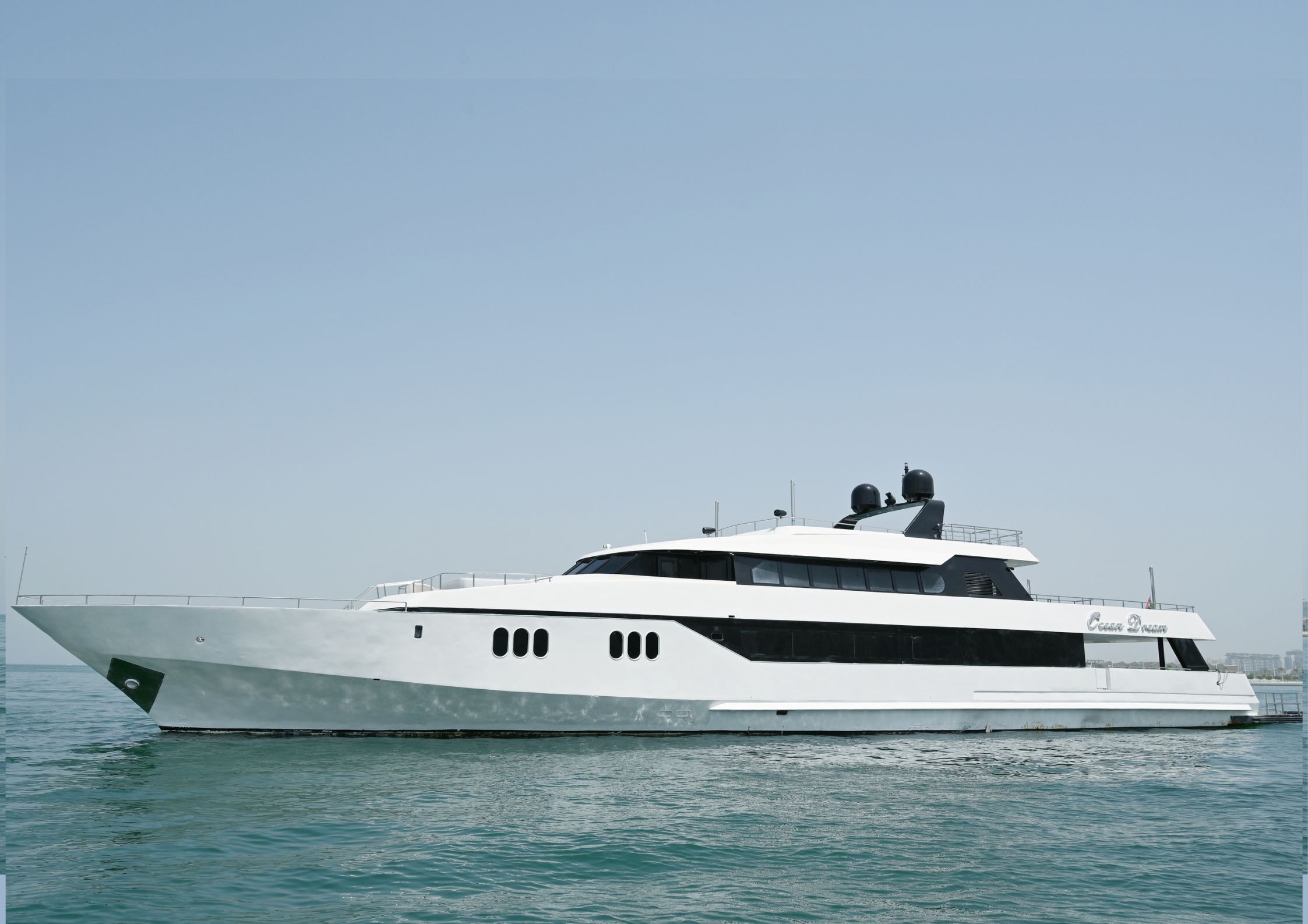 143ft yacht dubai marina